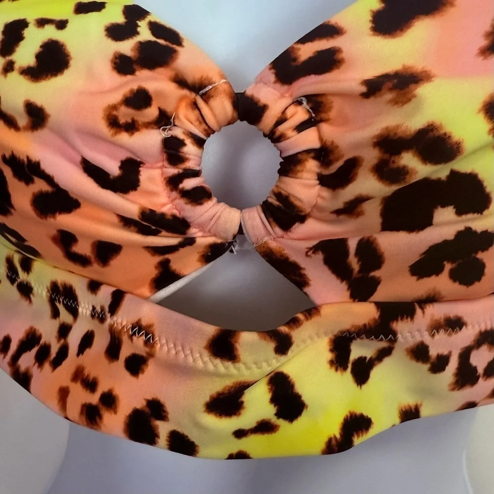 Bar iii Bikini Top Womens Size Medium Yellow Pink Animal Print Summer Heat NWT